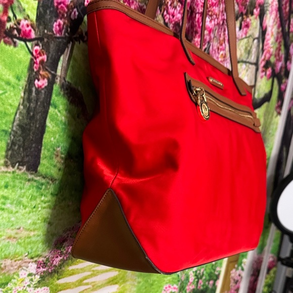 Michael Kors Vibrant Red Tote with Tan Accents - Picture 4 of 11